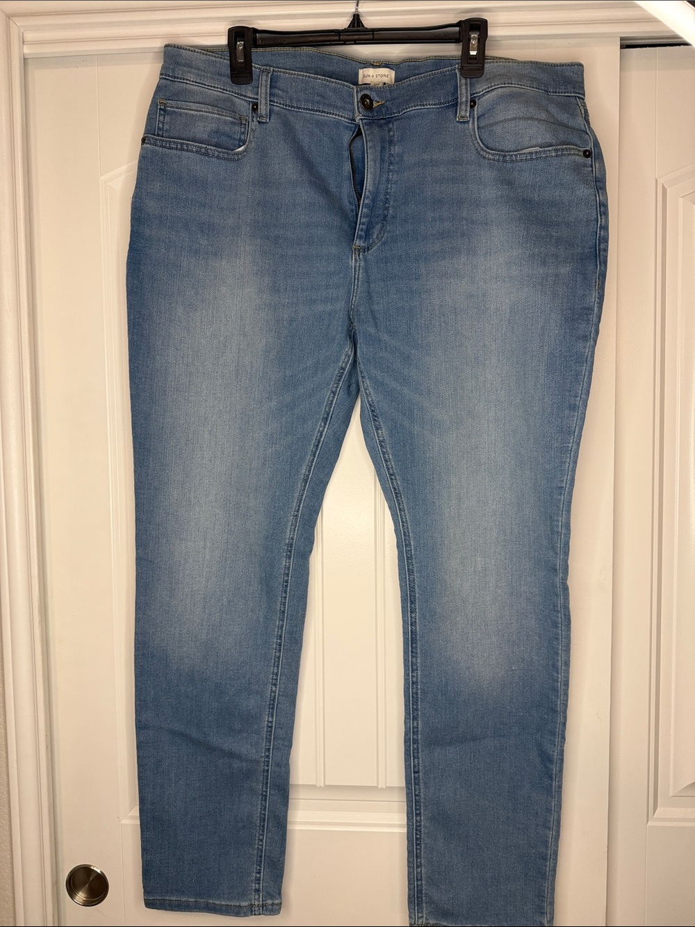 Sun + Stone Men’s Straight Jeans in Light Blue Wash